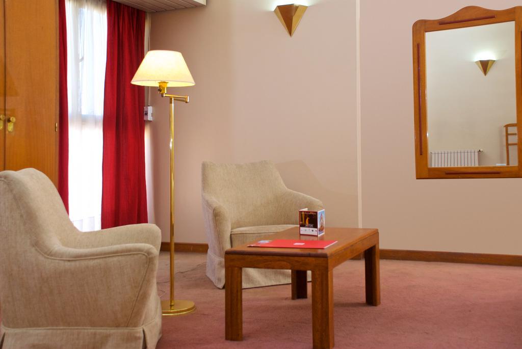 Hotel Provincial Plaza Salta